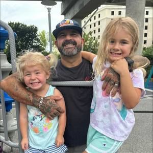 Meet your Posher, Devin